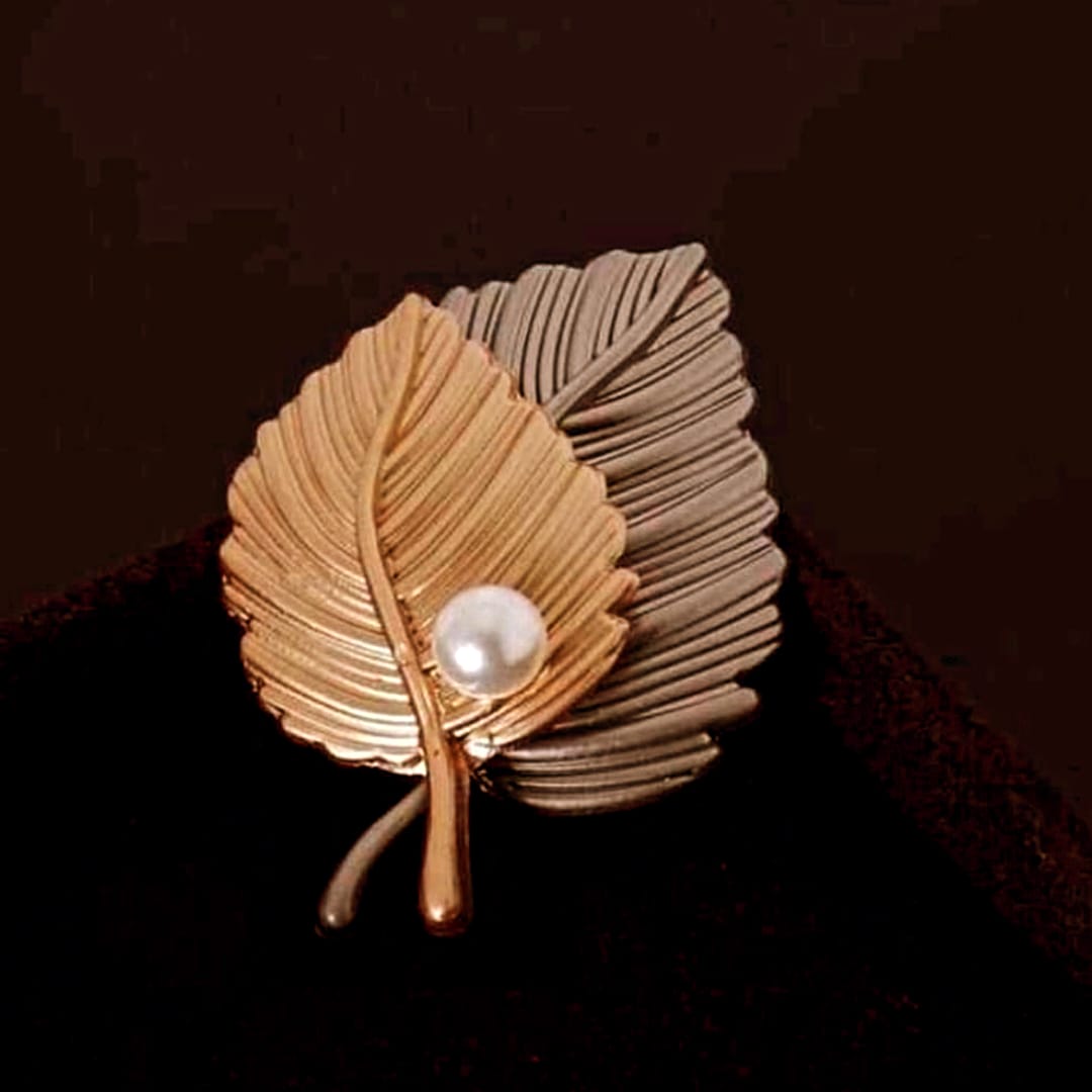 Brooch